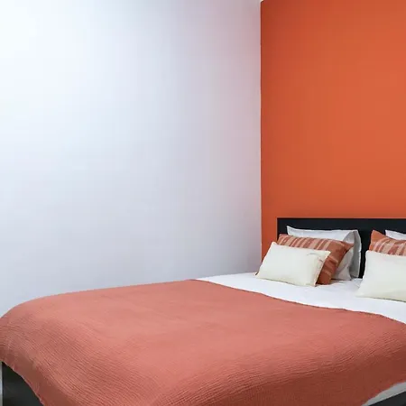 Orange Crush Barcelona Apartment Exterior photo